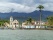 Vue sur le port de Paraty avec le smontagnes de la Costa verde en toile de fond