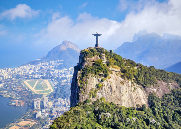 Vue aérienne du Corcovado de Rio
