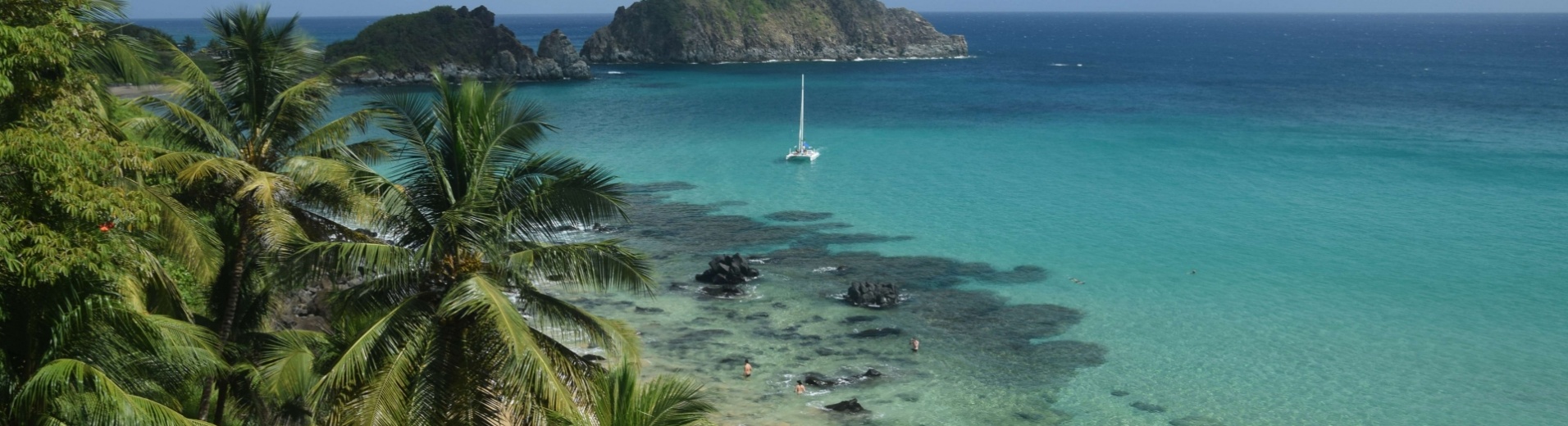 Vue sur une plage paradisiaque de l'archipel Fernando de Noronha